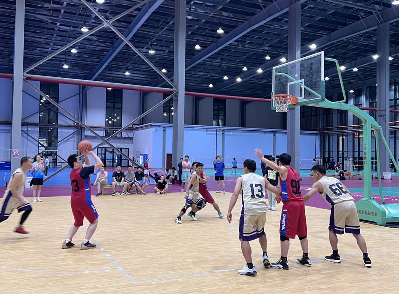 中金公司開展第一屆職工體育運動會籃球比賽